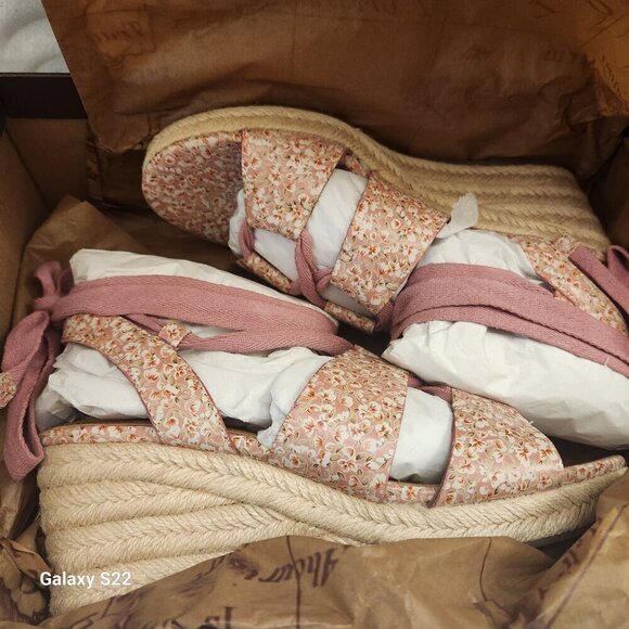 PATRICIA Nash Riva Wedge Sandals Blush Bouquet, SZ 8, NIB - Picture 10 of 10